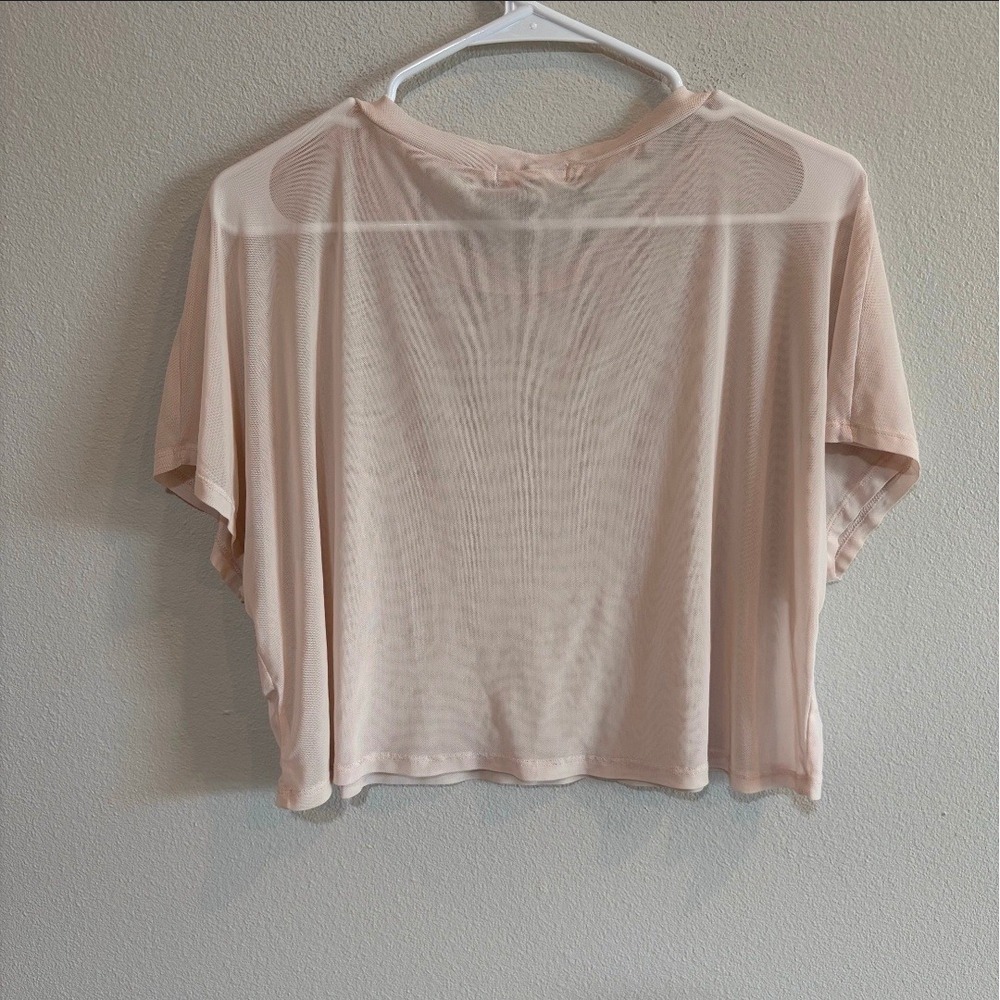 GB Sheer Mesh Short Sleeve Crop Top M‎ Blush Pink Balletcore Layering Tee - Picture 3 of 3